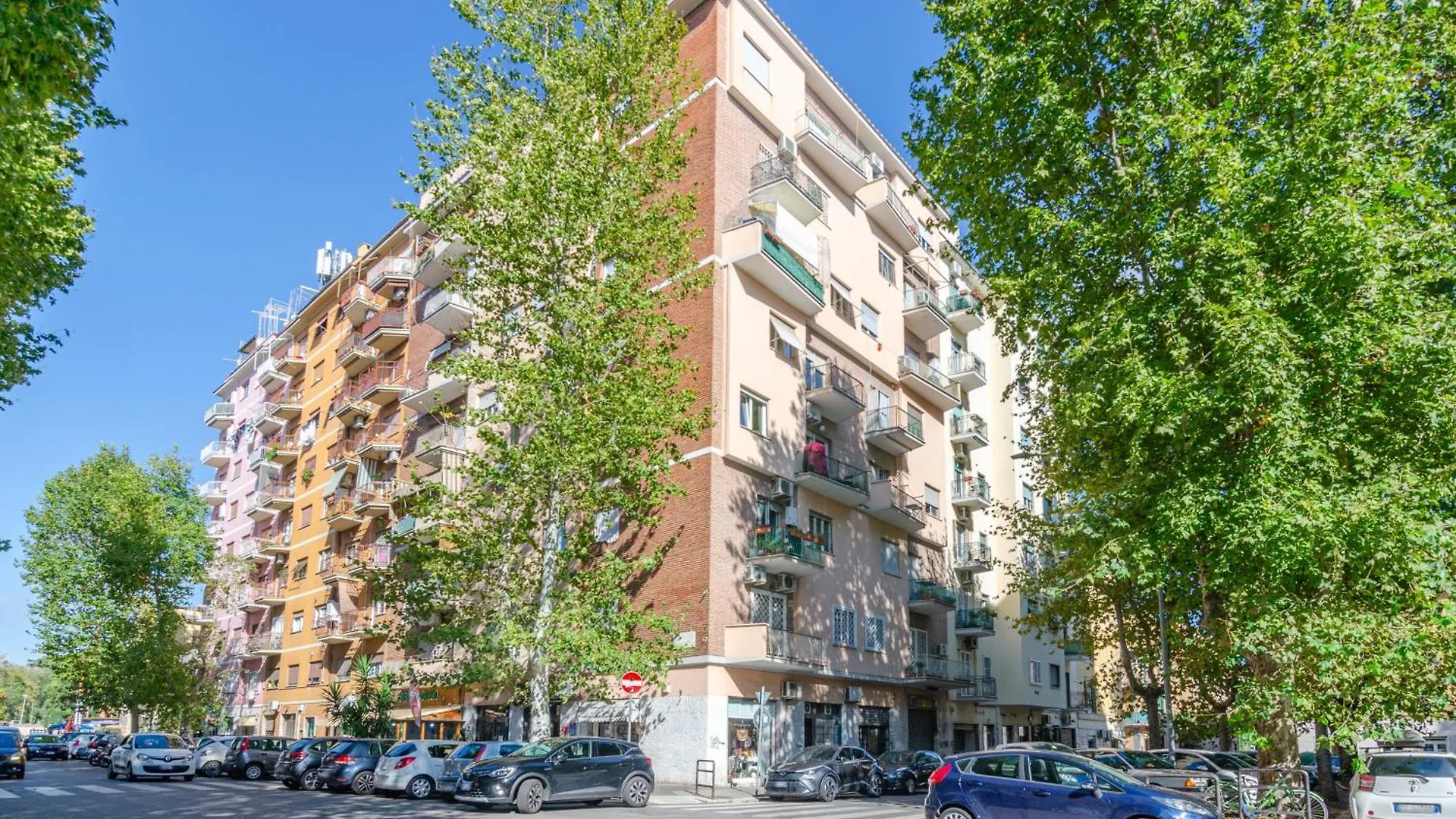 Acquedotti House Apartment Rome Italy